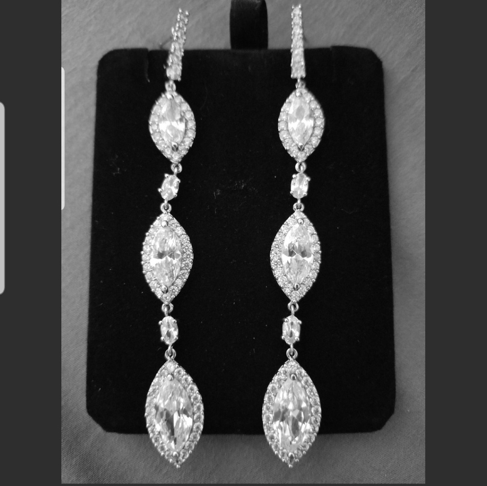 Bridal earrings